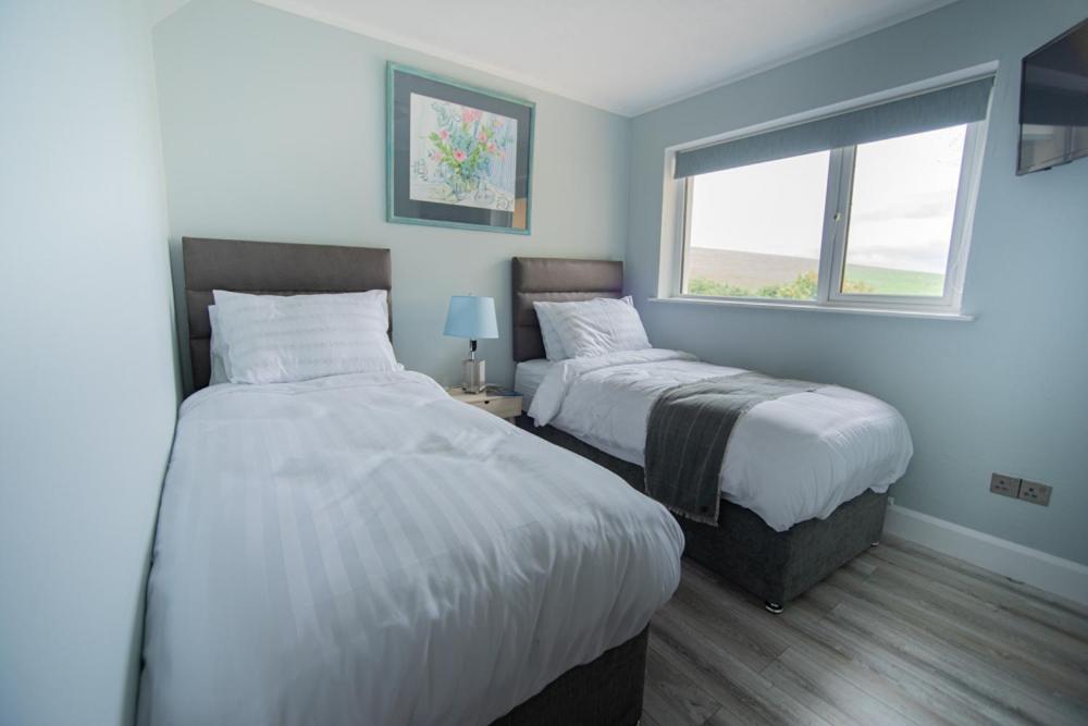 Half Door House Hotel Dingle Ngoại thất bức ảnh